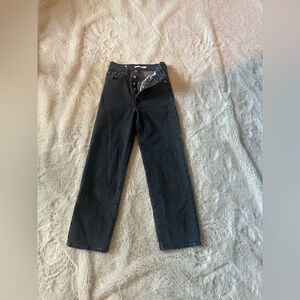 Levi’s ribcage straight ankle jeans size 24